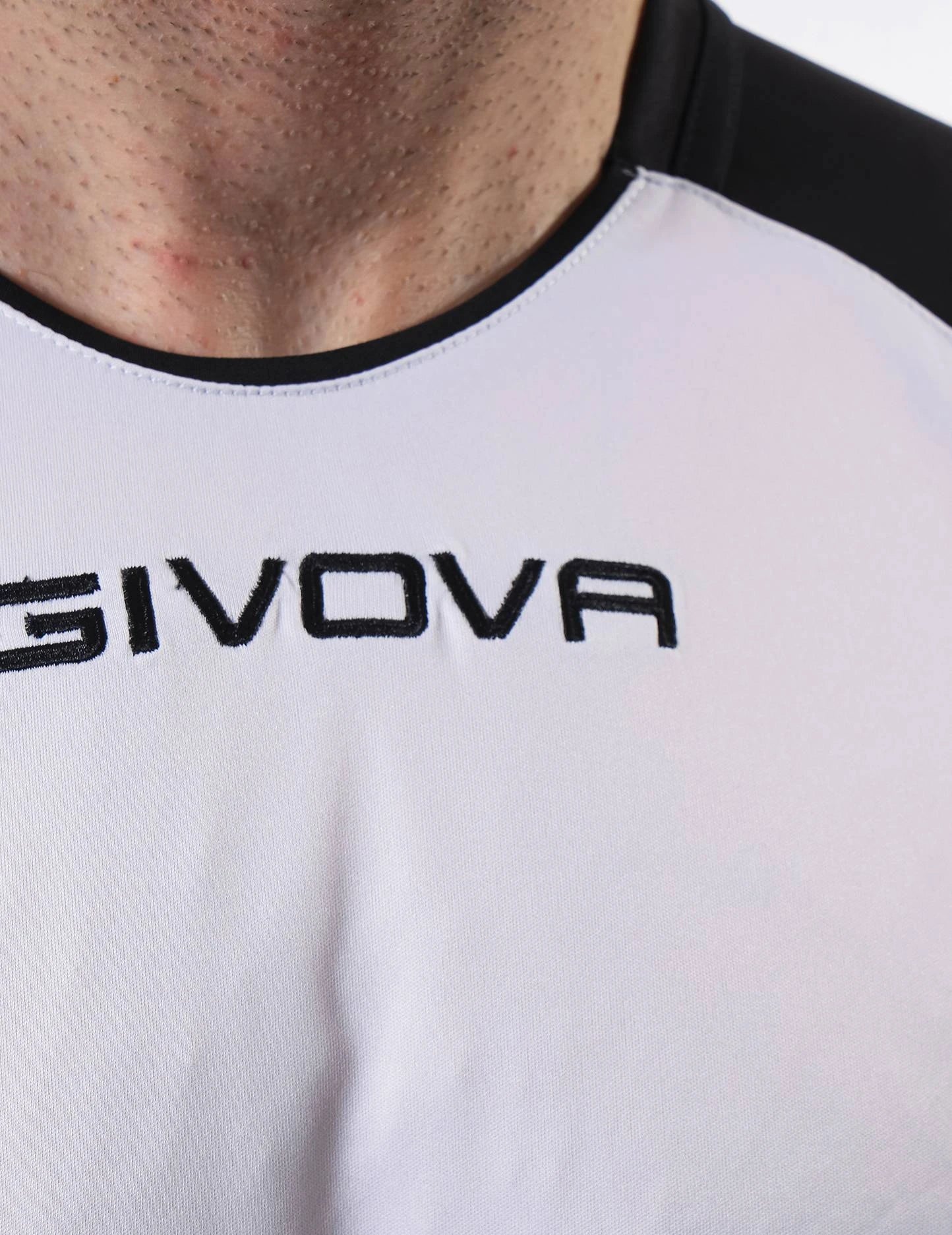 Givova Capo Performance Soccer Jersey - White / Black